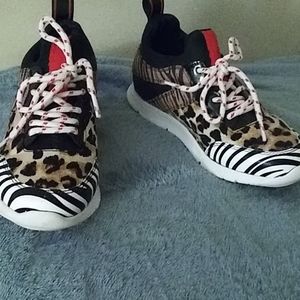 Kenneth cole tennis shoe
